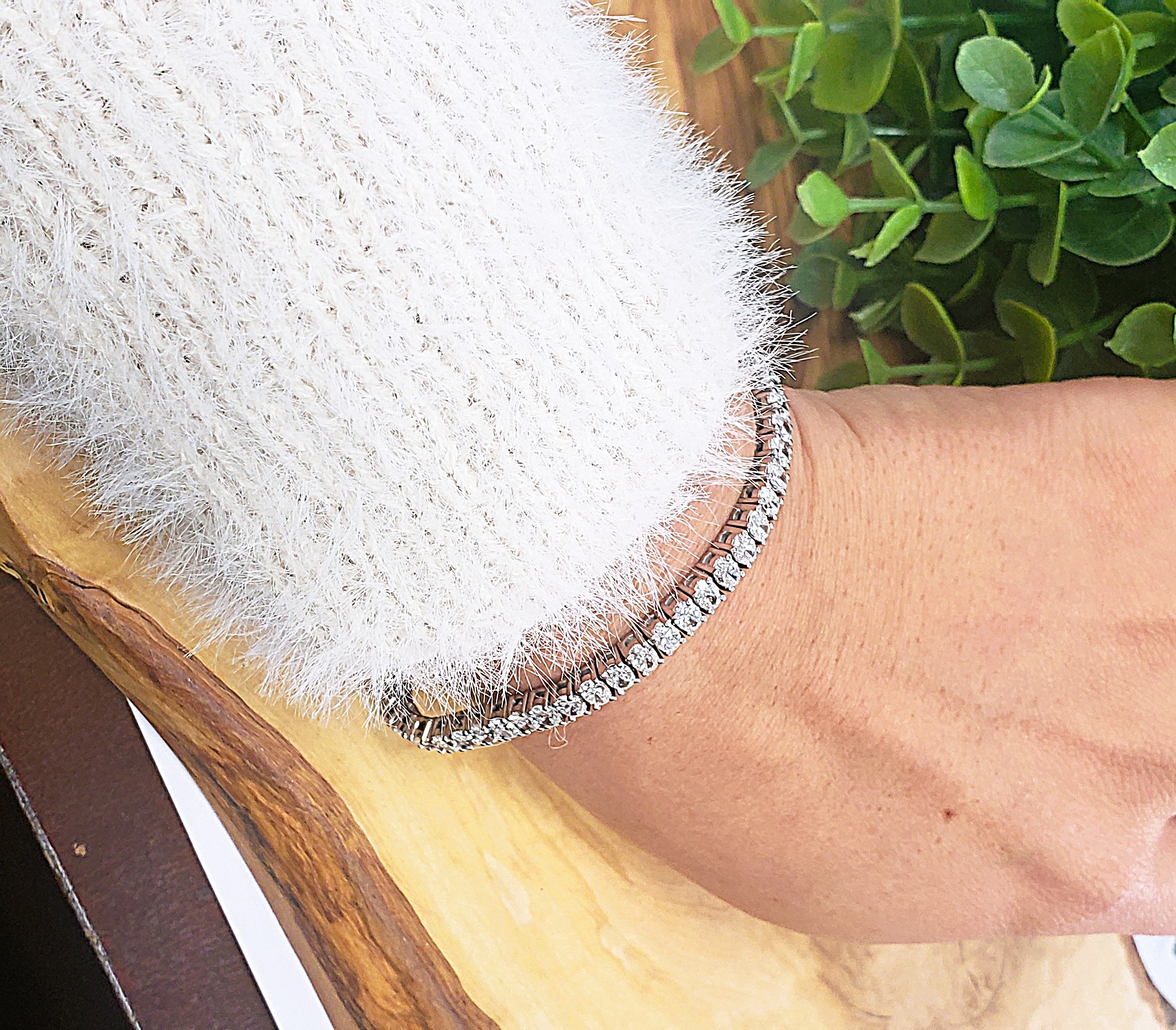 Oval Cut Diamond Tennis Bracelet - Four Prong