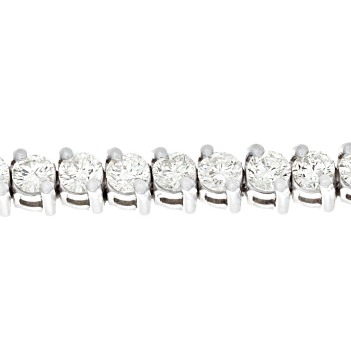 Round Brilliant Cut Diamond Tennis Bracelet - Two Prong